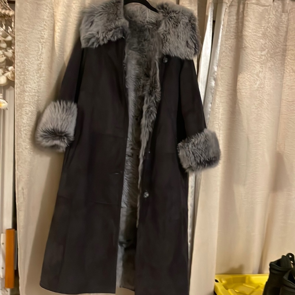 Women's Black Coat with Gray Fur Trim